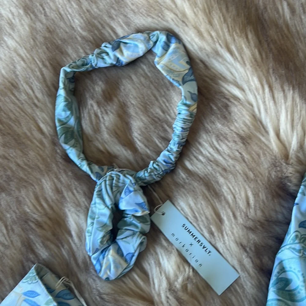 Summersalt Mini-Ruffle Ruched Swimsuit/Headband/Scrunchie/Bag Set - Picture 15 of 16